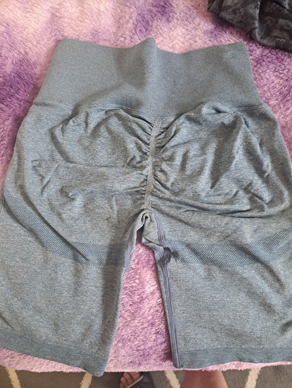 Gray/Blue Seamless Scrunch-Back High Waist Shorts Womens Medium